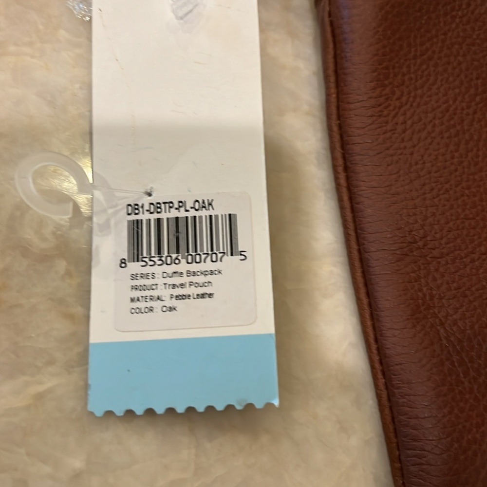 SALE! NWT Wool & Oak Premium Leather Hoods - pebble choc brown leather wristlet - Picture 6 of 9